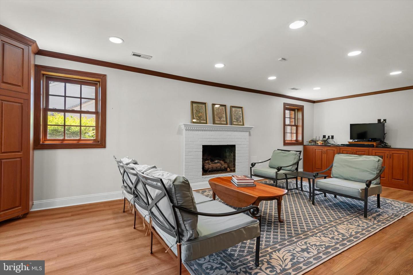 1305 TRINITY DR, ALEXANDRIA, Virginia 22314, 4 Bedrooms Bedrooms, ,3 BathroomsBathrooms,Residential,For sale,1305 TRINITY DR,VAAX2046922 MLS # VAAX2046922