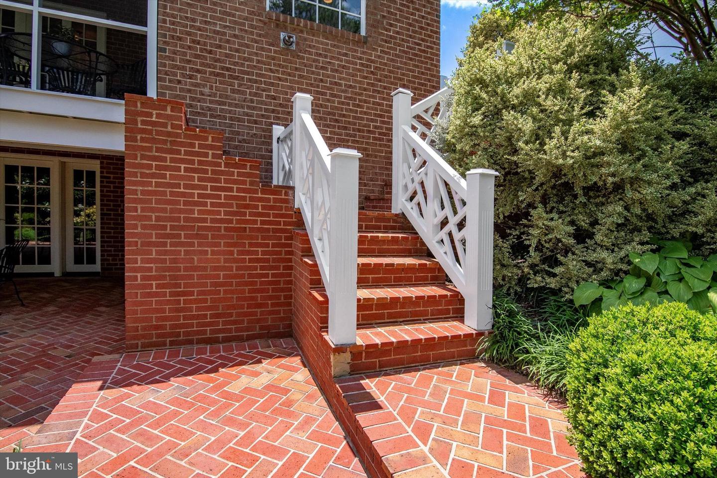 1305 TRINITY DR, ALEXANDRIA, Virginia 22314, 4 Bedrooms Bedrooms, ,3 BathroomsBathrooms,Residential,For sale,1305 TRINITY DR,VAAX2046922 MLS # VAAX2046922