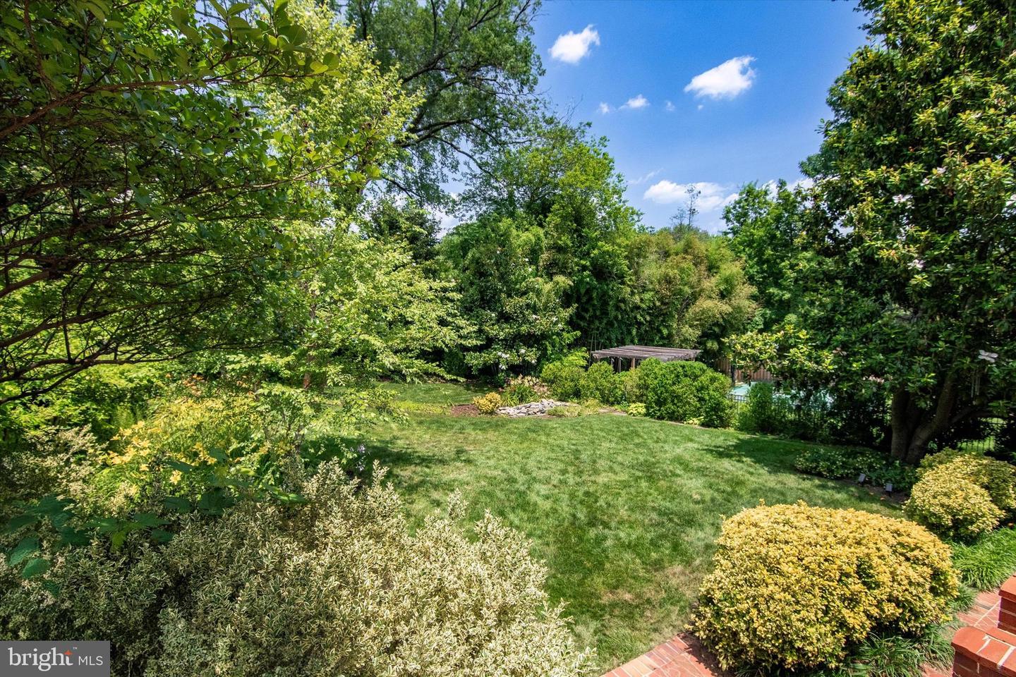 1305 TRINITY DR, ALEXANDRIA, Virginia 22314, 4 Bedrooms Bedrooms, ,3 BathroomsBathrooms,Residential,For sale,1305 TRINITY DR,VAAX2046922 MLS # VAAX2046922