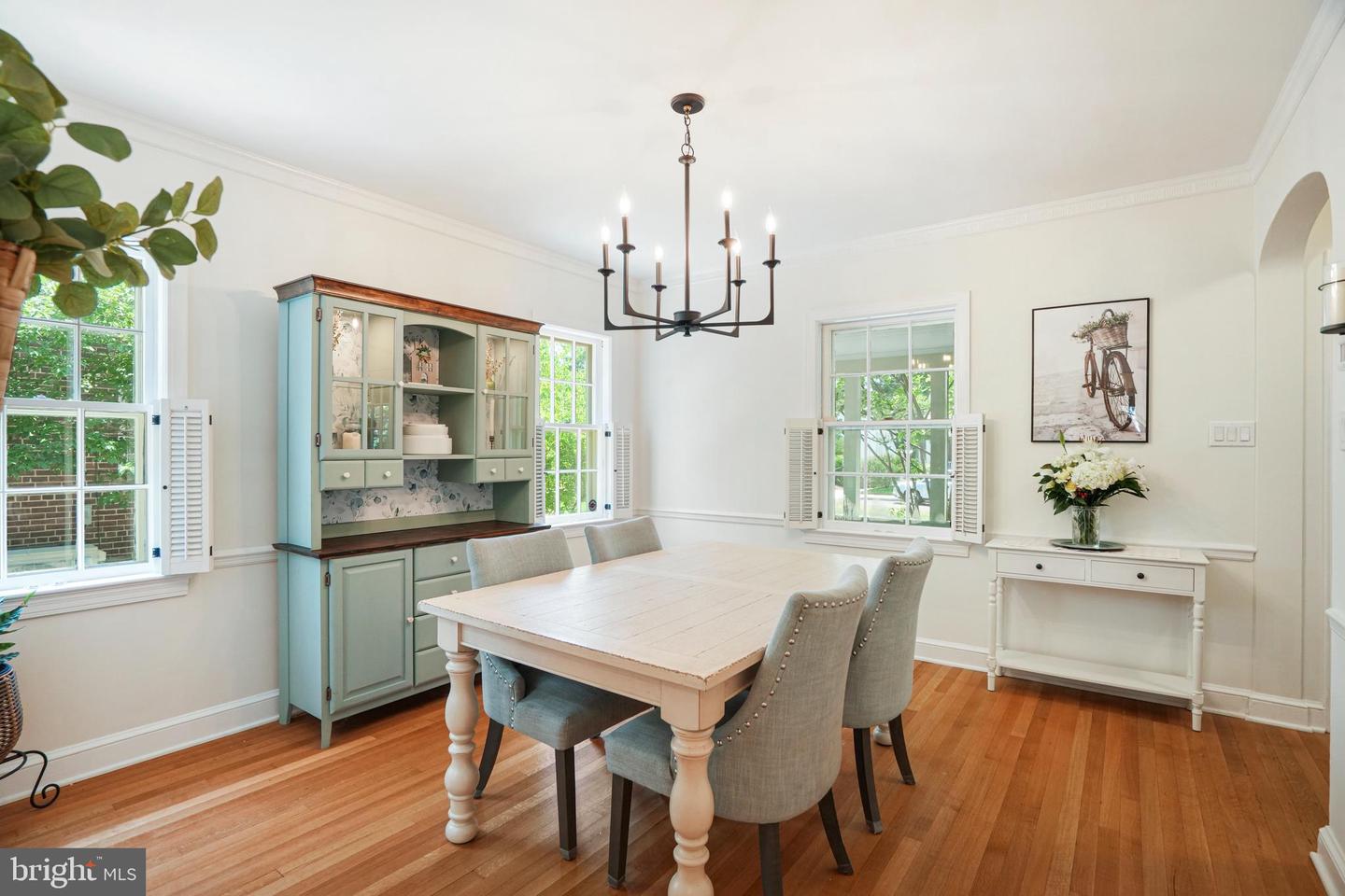 2833 NORTHAMPTON ST NW, WASHINGTON, District Of Columbia 20015, 3 Bedrooms Bedrooms, ,3 BathroomsBathrooms,Residential,For sale,2833 NORTHAMPTON ST NW,DCDC2207808 MLS # DCDC2207808