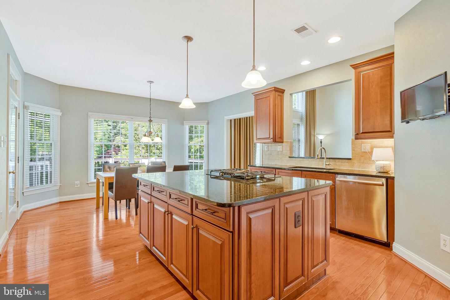 43485 FOXGROVE CT, ASHBURN, Virginia 20147, 4 Bedrooms Bedrooms, ,4 BathroomsBathrooms,Residential,For sale,43485 FOXGROVE CT,VALO2100536 MLS # VALO2100536