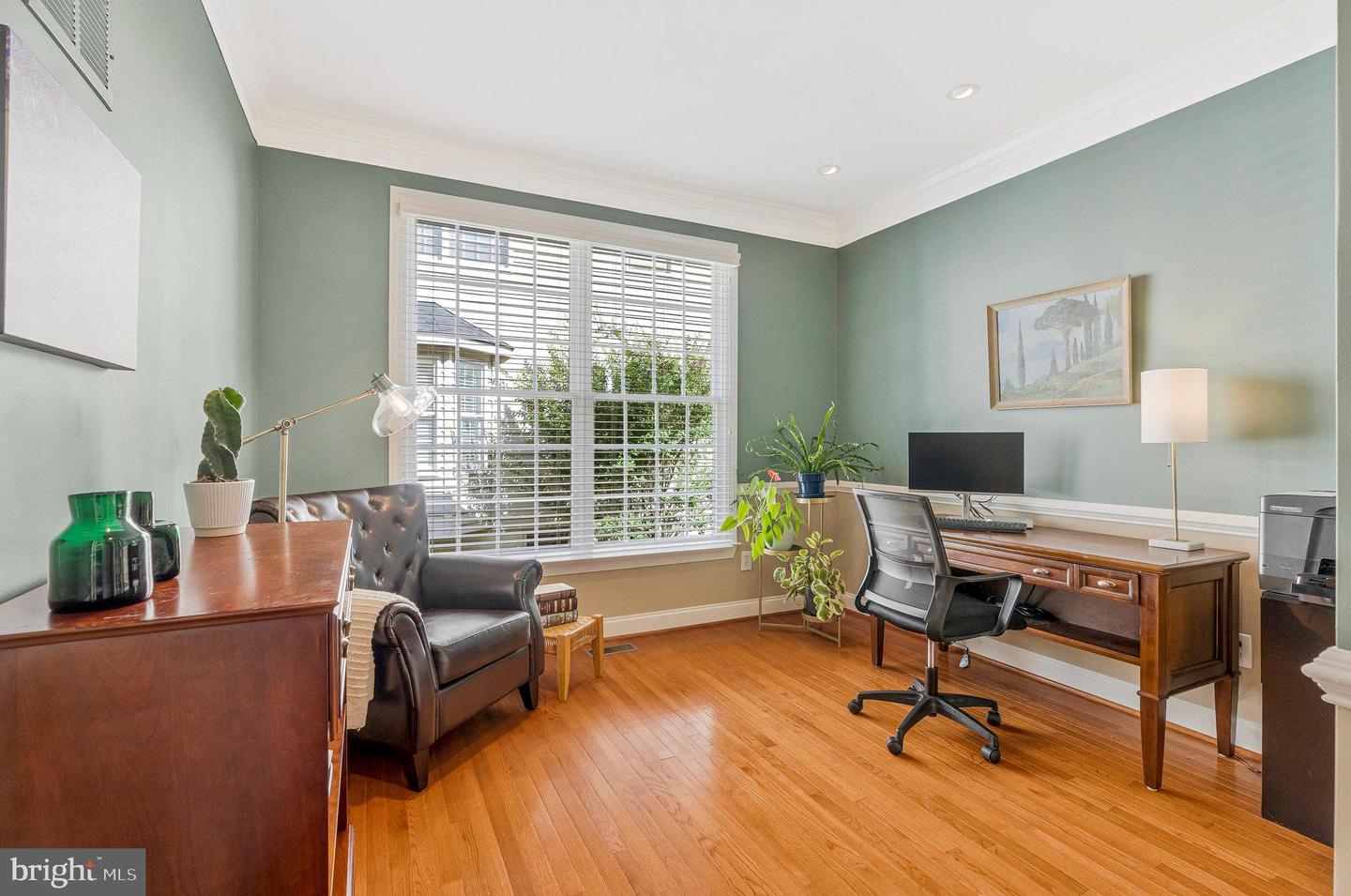 43485 FOXGROVE CT, ASHBURN, Virginia 20147, 4 Bedrooms Bedrooms, ,4 BathroomsBathrooms,Residential,For sale,43485 FOXGROVE CT,VALO2100536 MLS # VALO2100536