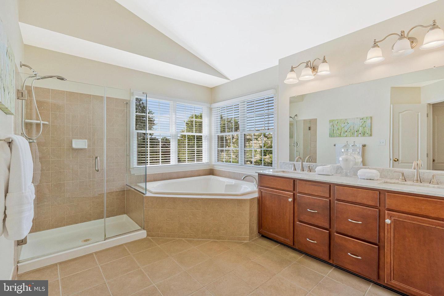 43485 FOXGROVE CT, ASHBURN, Virginia 20147, 4 Bedrooms Bedrooms, ,4 BathroomsBathrooms,Residential,For sale,43485 FOXGROVE CT,VALO2100536 MLS # VALO2100536