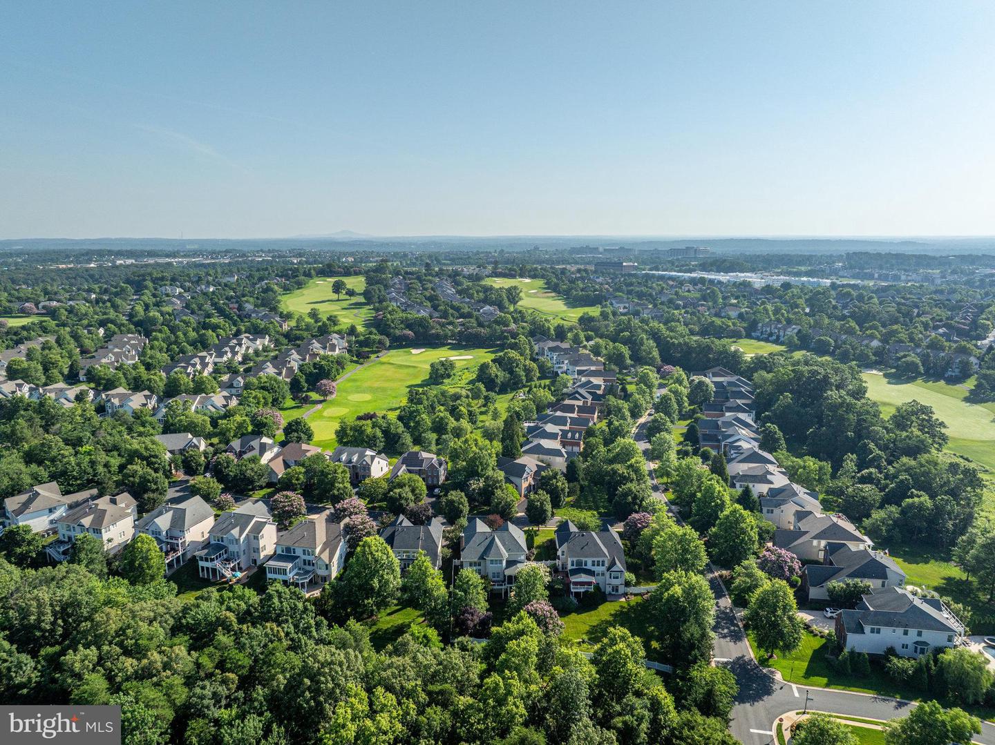 43485 FOXGROVE CT, ASHBURN, Virginia 20147, 4 Bedrooms Bedrooms, ,4 BathroomsBathrooms,Residential,For sale,43485 FOXGROVE CT,VALO2100536 MLS # VALO2100536