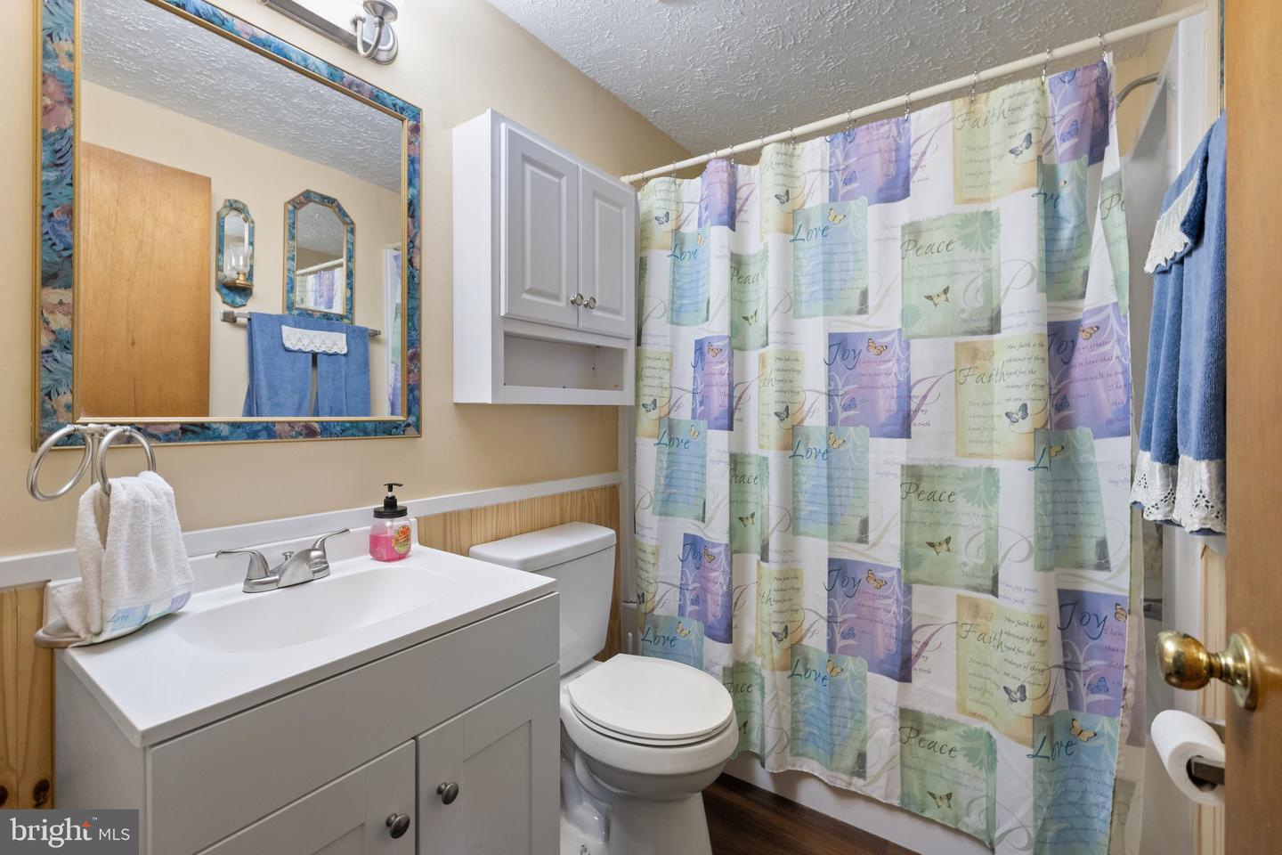 381 YOUNGS DR, FRONT ROYAL, Virginia 22630, 2 Bedrooms Bedrooms, ,2 BathroomsBathrooms,Residential,For sale,381 YOUNGS DR,VAWR2011578 MLS # VAWR2011578
