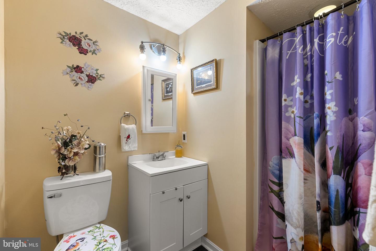 381 YOUNGS DR, FRONT ROYAL, Virginia 22630, 2 Bedrooms Bedrooms, ,2 BathroomsBathrooms,Residential,For sale,381 YOUNGS DR,VAWR2011578 MLS # VAWR2011578