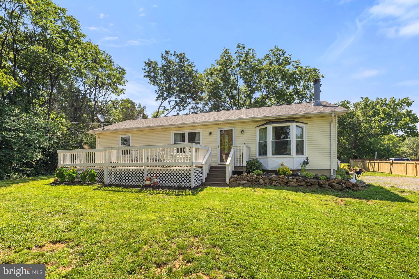 381 YOUNGS DR, FRONT ROYAL, Virginia 22630, 2 Bedrooms Bedrooms, ,2 BathroomsBathrooms,Residential,For sale,381 YOUNGS DR,VAWR2011578 MLS # VAWR2011578