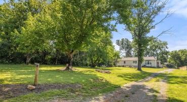 381 YOUNGS DR, FRONT ROYAL, Virginia 22630, 2 Bedrooms Bedrooms, ,2 BathroomsBathrooms,Residential,For sale,381 YOUNGS DR,VAWR2011578 MLS # VAWR2011578