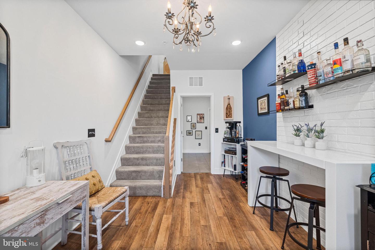 43270 FARRINGDON SQ, ASHBURN, Virginia 20148, 3 Bedrooms Bedrooms, ,2 BathroomsBathrooms,Residential,For sale,43270 FARRINGDON SQ,VALO2100458 MLS # VALO2100458