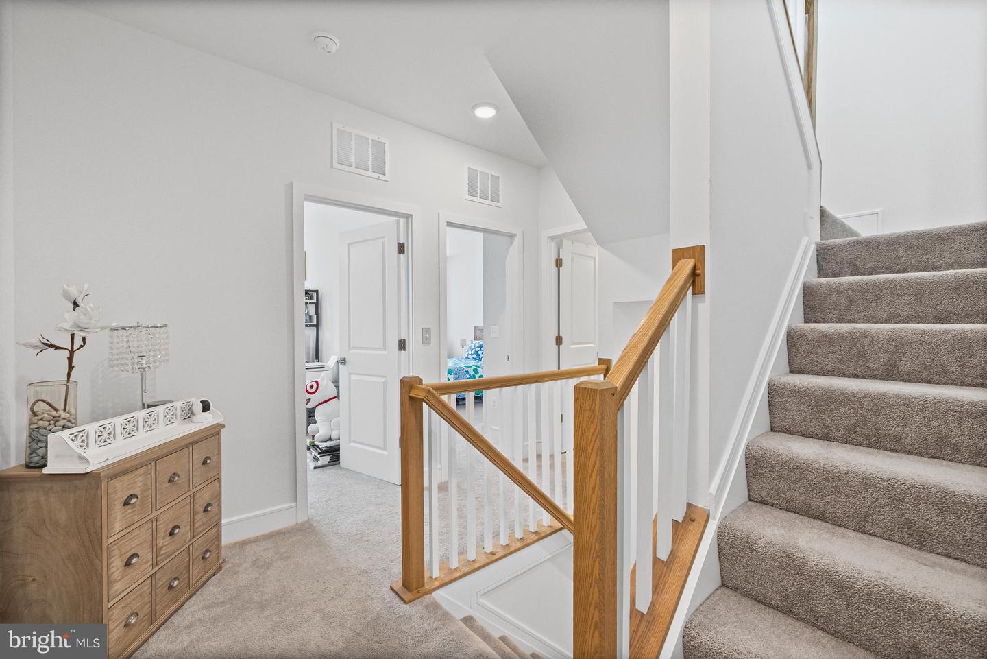 43270 FARRINGDON SQ, ASHBURN, Virginia 20148, 3 Bedrooms Bedrooms, ,2 BathroomsBathrooms,Residential,For sale,43270 FARRINGDON SQ,VALO2100458 MLS # VALO2100458