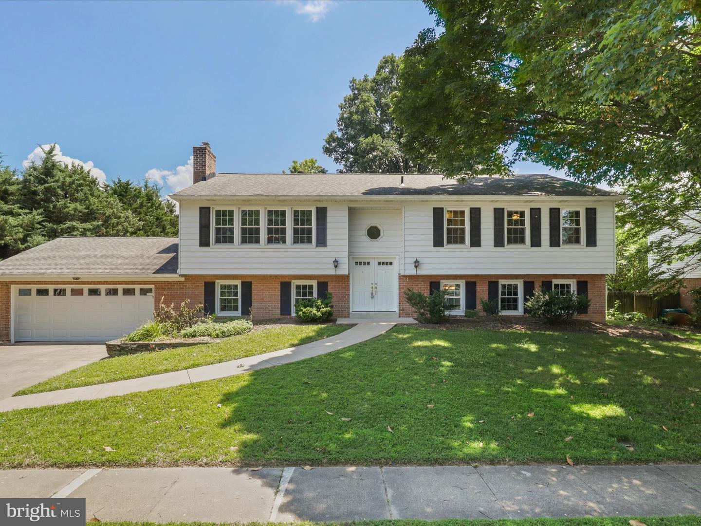 4714 38TH PL N, ARLINGTON, Virginia 22207, 5 Bedrooms Bedrooms, ,3 BathroomsBathrooms,Residential,For sale,4714 38TH PL N,VAAR2059830 MLS # VAAR2059830