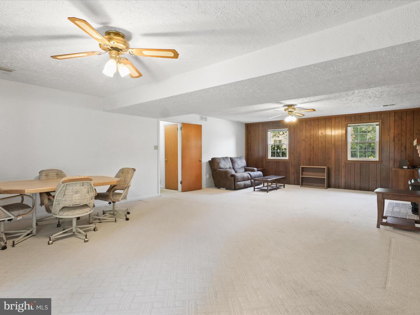4714 38TH PL N, ARLINGTON, Virginia 22207, 5 Bedrooms Bedrooms, ,3 BathroomsBathrooms,Residential,For sale,4714 38TH PL N,VAAR2059830 MLS # VAAR2059830