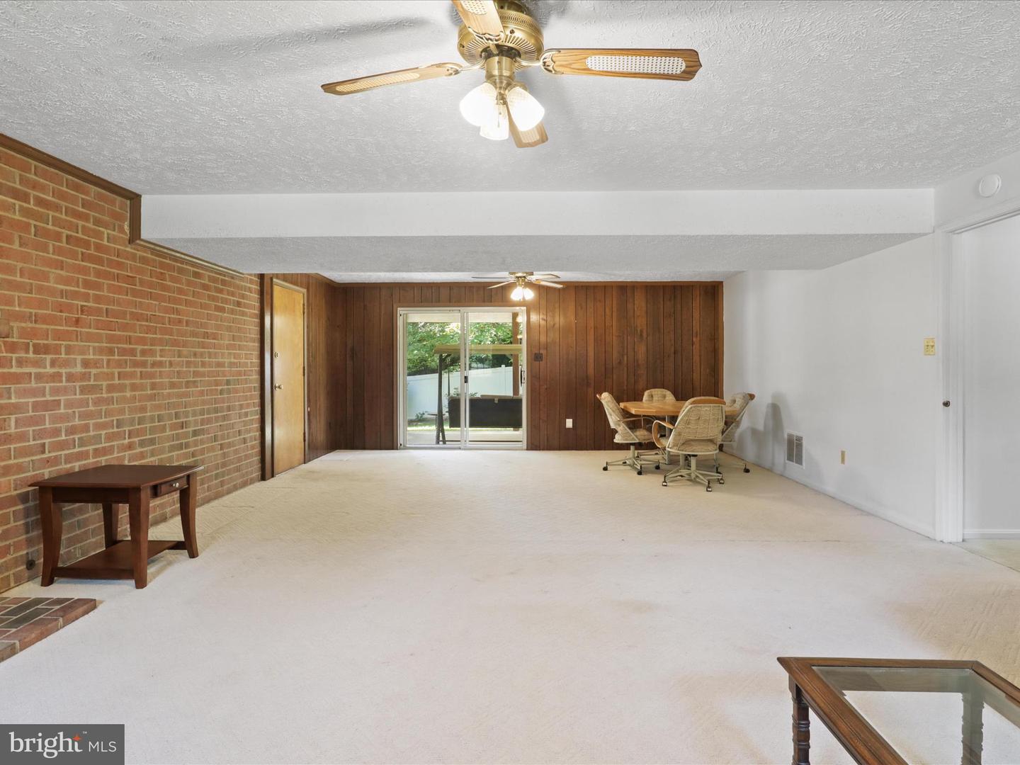 4714 38TH PL N, ARLINGTON, Virginia 22207, 5 Bedrooms Bedrooms, ,3 BathroomsBathrooms,Residential,For sale,4714 38TH PL N,VAAR2059830 MLS # VAAR2059830