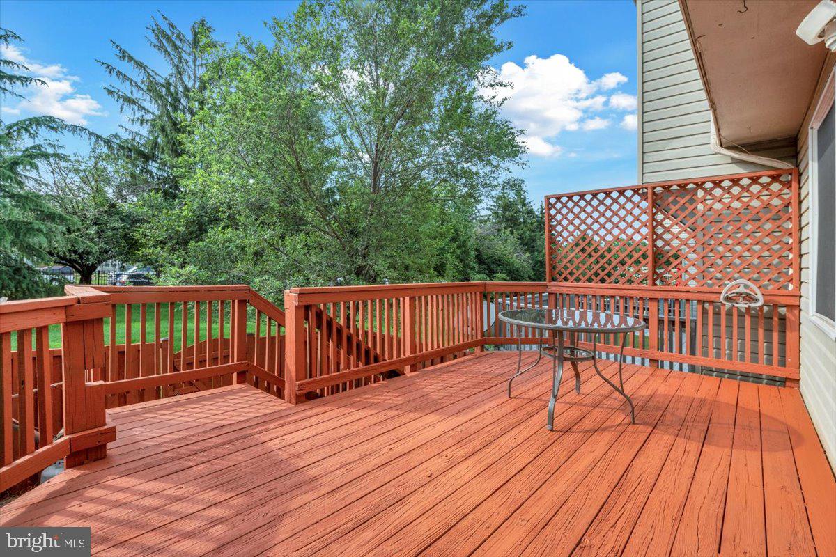 21771 LEATHERLEAF CIR, STERLING, Virginia 20164, 2 Bedrooms Bedrooms, ,2 BathroomsBathrooms,Residential,For sale,21771 LEATHERLEAF CIR,VALO2100460 MLS # VALO2100460