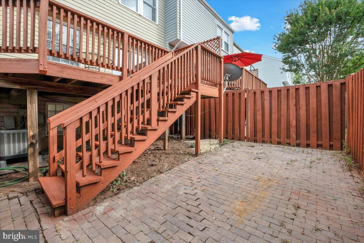21771 LEATHERLEAF CIR, STERLING, Virginia 20164, 2 Bedrooms Bedrooms, ,2 BathroomsBathrooms,Residential,For sale,21771 LEATHERLEAF CIR,VALO2100460 MLS # VALO2100460