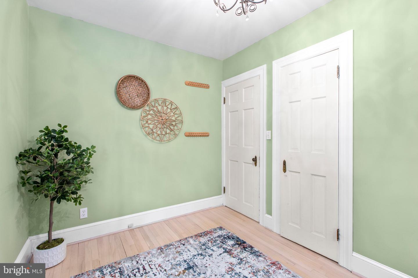 1217 BRENT ST, FREDERICKSBURG, Virginia 22401, 4 Bedrooms Bedrooms, ,3 BathroomsBathrooms,Residential,For sale,1217 BRENT ST,VAFB2008494 MLS # VAFB2008494