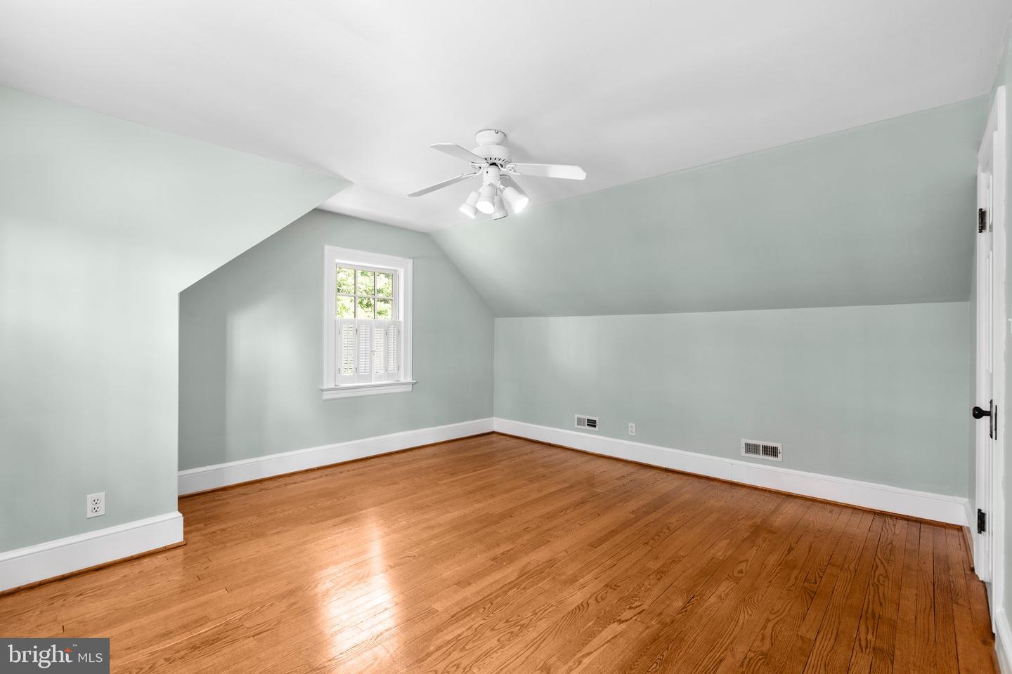 1217 BRENT ST, FREDERICKSBURG, Virginia 22401, 4 Bedrooms Bedrooms, ,3 BathroomsBathrooms,Residential,For sale,1217 BRENT ST,VAFB2008494 MLS # VAFB2008494