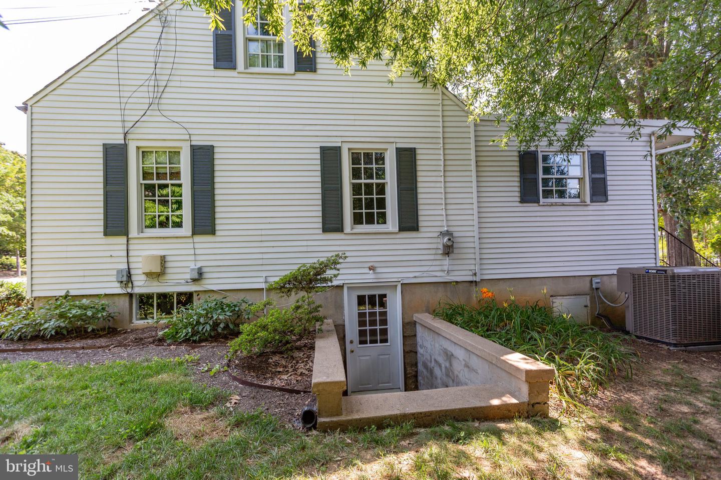 1217 BRENT ST, FREDERICKSBURG, Virginia 22401, 4 Bedrooms Bedrooms, ,3 BathroomsBathrooms,Residential,For sale,1217 BRENT ST,VAFB2008494 MLS # VAFB2008494