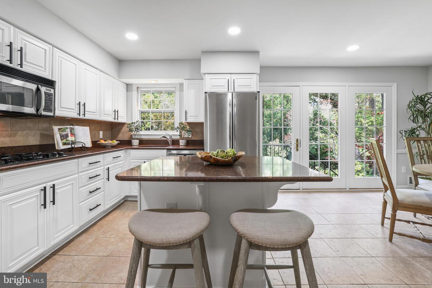 906 DANTON LN, ALEXANDRIA, Virginia 22308, 5 Bedrooms Bedrooms, ,3 BathroomsBathrooms,Residential,For sale,906 DANTON LN,VAFX2250582 MLS # VAFX2250582