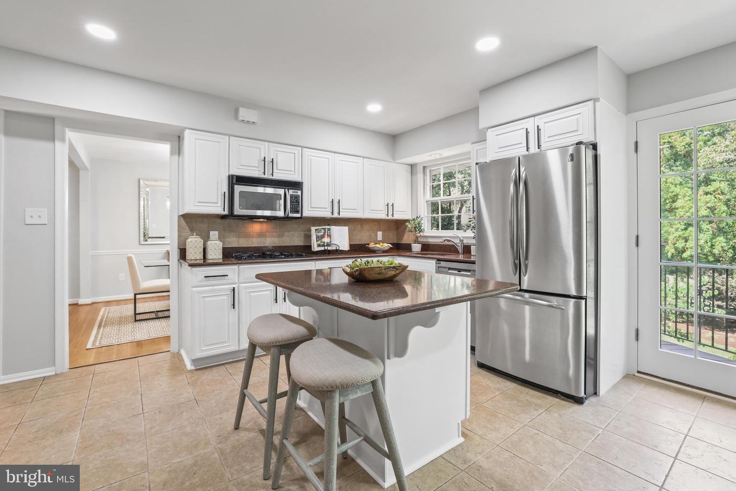 906 DANTON LN, ALEXANDRIA, Virginia 22308, 5 Bedrooms Bedrooms, ,3 BathroomsBathrooms,Residential,For sale,906 DANTON LN,VAFX2250582 MLS # VAFX2250582