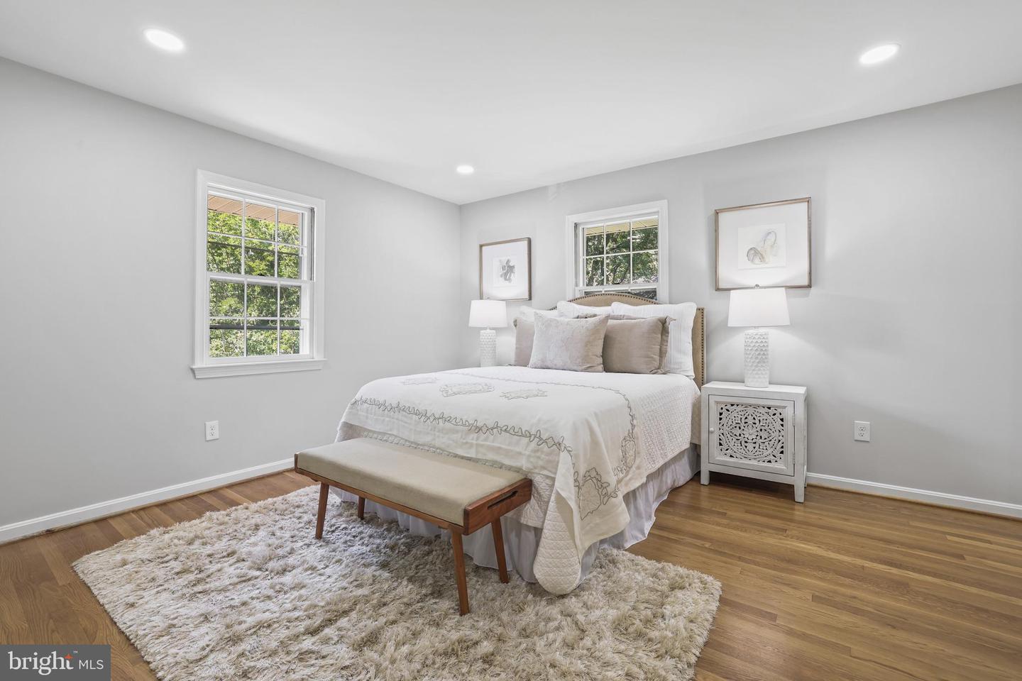 906 DANTON LN, ALEXANDRIA, Virginia 22308, 5 Bedrooms Bedrooms, ,3 BathroomsBathrooms,Residential,For sale,906 DANTON LN,VAFX2250582 MLS # VAFX2250582