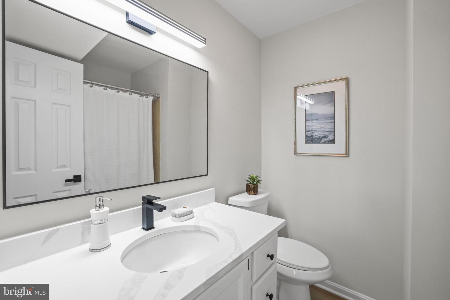 906 DANTON LN, ALEXANDRIA, Virginia 22308, 5 Bedrooms Bedrooms, ,3 BathroomsBathrooms,Residential,For sale,906 DANTON LN,VAFX2250582 MLS # VAFX2250582