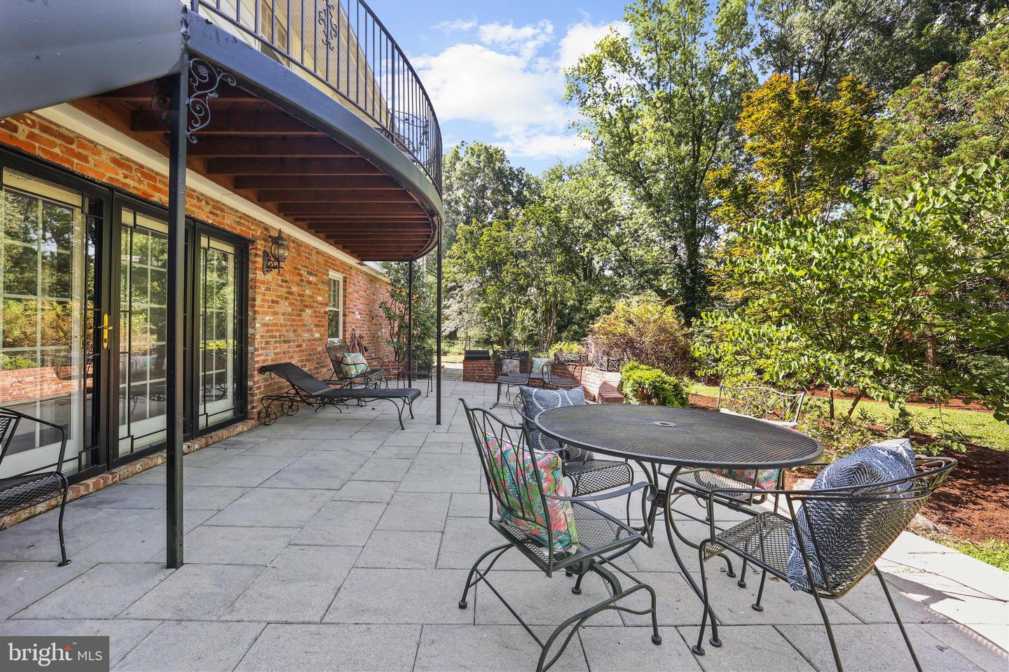 906 DANTON LN, ALEXANDRIA, Virginia 22308, 5 Bedrooms Bedrooms, ,3 BathroomsBathrooms,Residential,For sale,906 DANTON LN,VAFX2250582 MLS # VAFX2250582