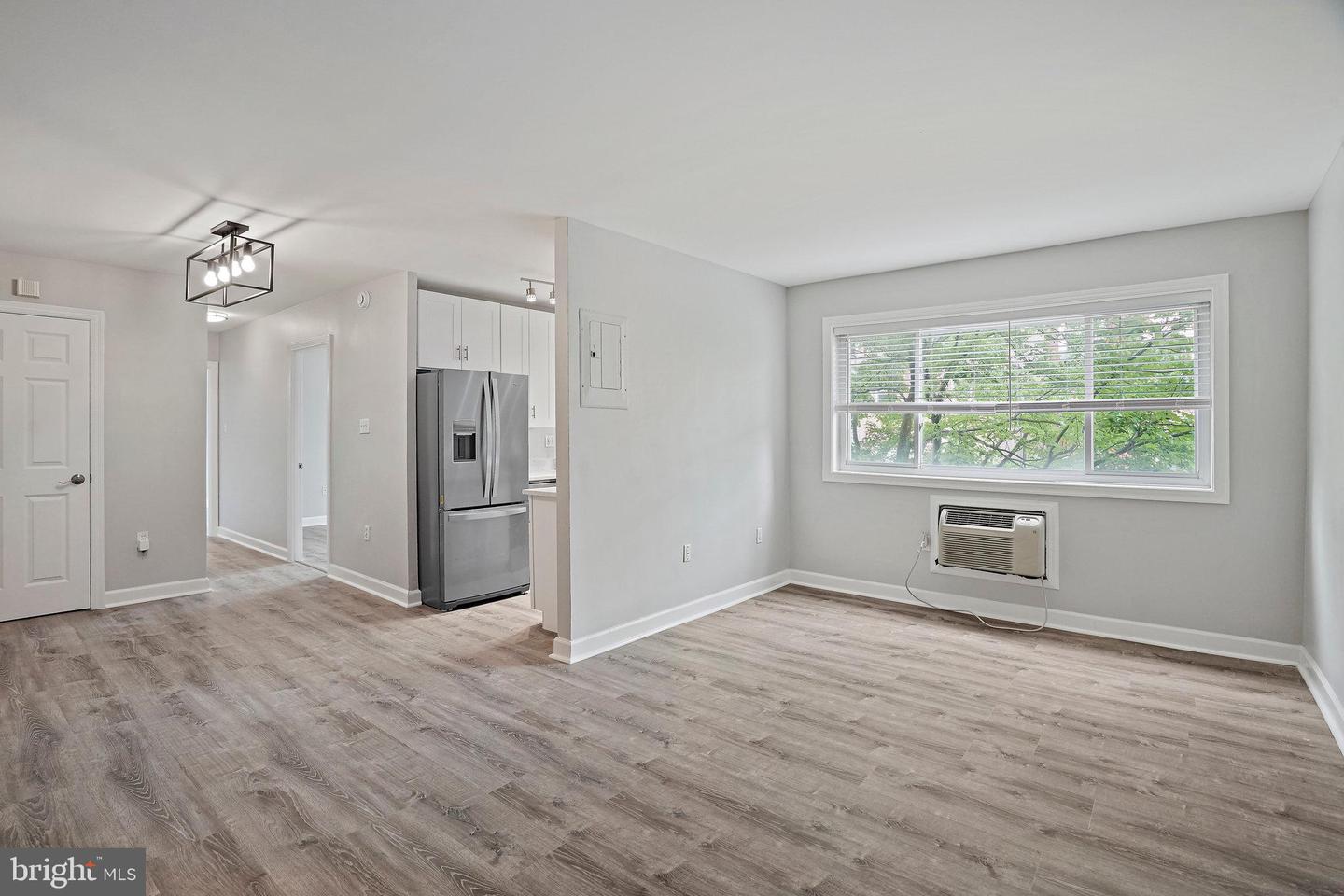 1420 CLIFTON ST NW #208, WASHINGTON, District Of Columbia 20009, 2 Bedrooms Bedrooms, ,1 BathroomBathrooms,Residential,For sale,1420 CLIFTON ST NW #208,DCDC2207638 MLS # DCDC2207638