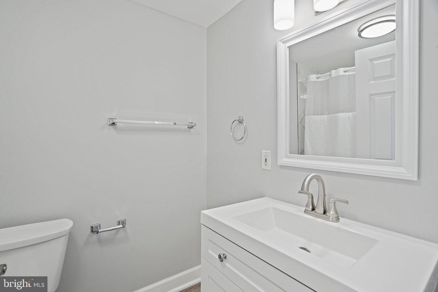 1420 CLIFTON ST NW #208, WASHINGTON, District Of Columbia 20009, 2 Bedrooms Bedrooms, ,1 BathroomBathrooms,Residential,For sale,1420 CLIFTON ST NW #208,DCDC2207638 MLS # DCDC2207638