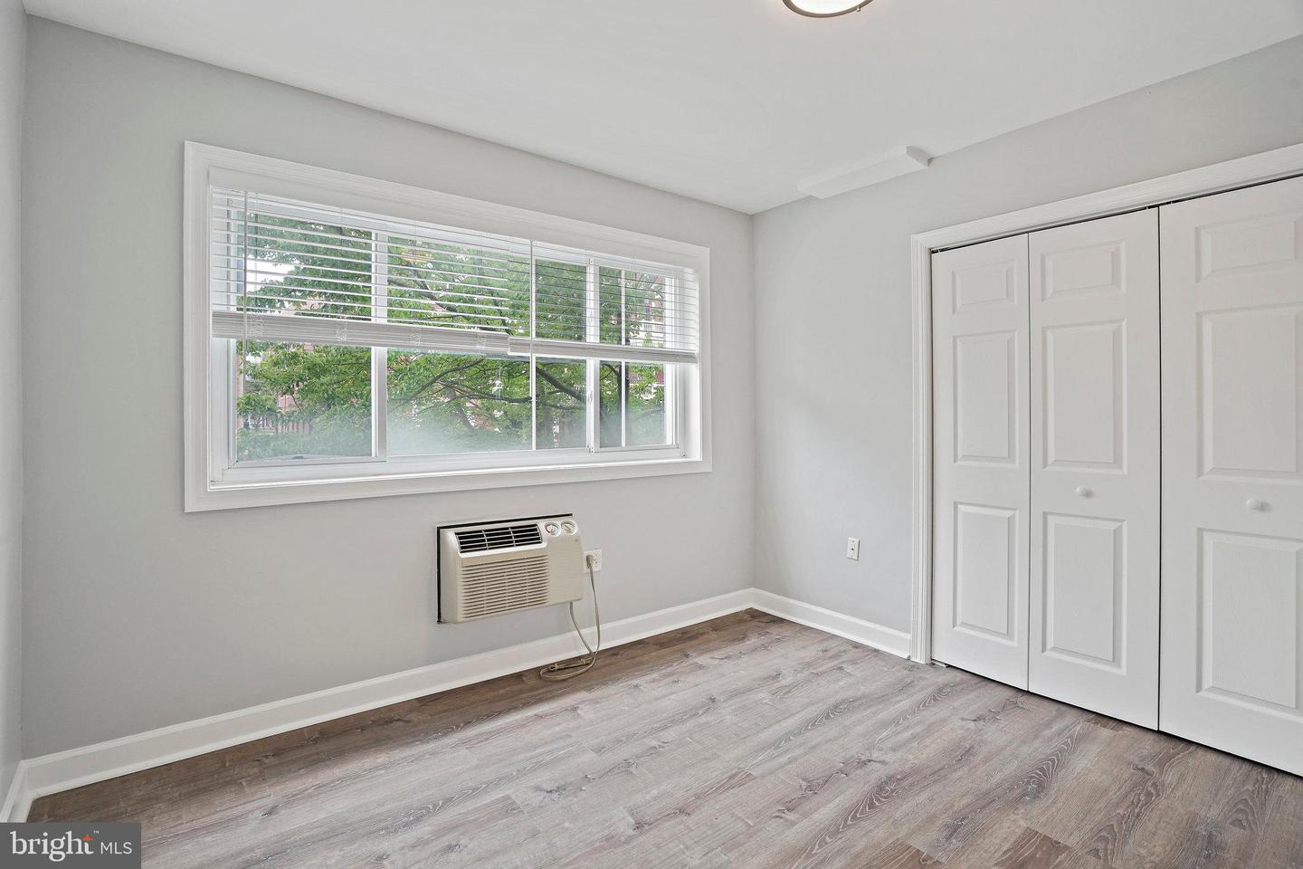 1420 CLIFTON ST NW #208, WASHINGTON, District Of Columbia 20009, 2 Bedrooms Bedrooms, ,1 BathroomBathrooms,Residential,For sale,1420 CLIFTON ST NW #208,DCDC2207638 MLS # DCDC2207638