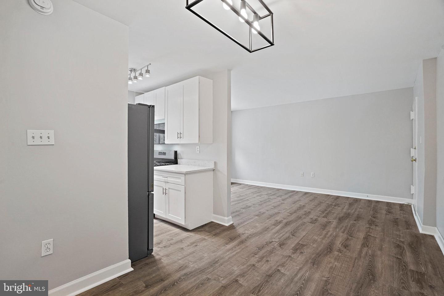 1420 CLIFTON ST NW #208, WASHINGTON, District Of Columbia 20009, 2 Bedrooms Bedrooms, ,1 BathroomBathrooms,Residential,For sale,1420 CLIFTON ST NW #208,DCDC2207638 MLS # DCDC2207638