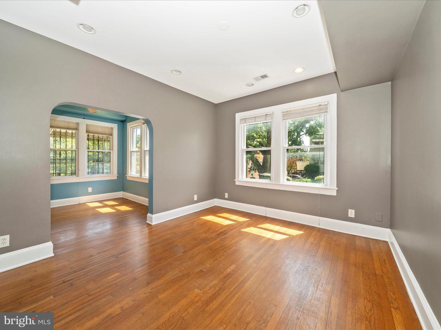 1634 C ST NE, WASHINGTON, District Of Columbia 20002, 4 Bedrooms Bedrooms, ,3 BathroomsBathrooms,Residential,For sale,1634 C ST NE,DCDC2207708 MLS # DCDC2207708