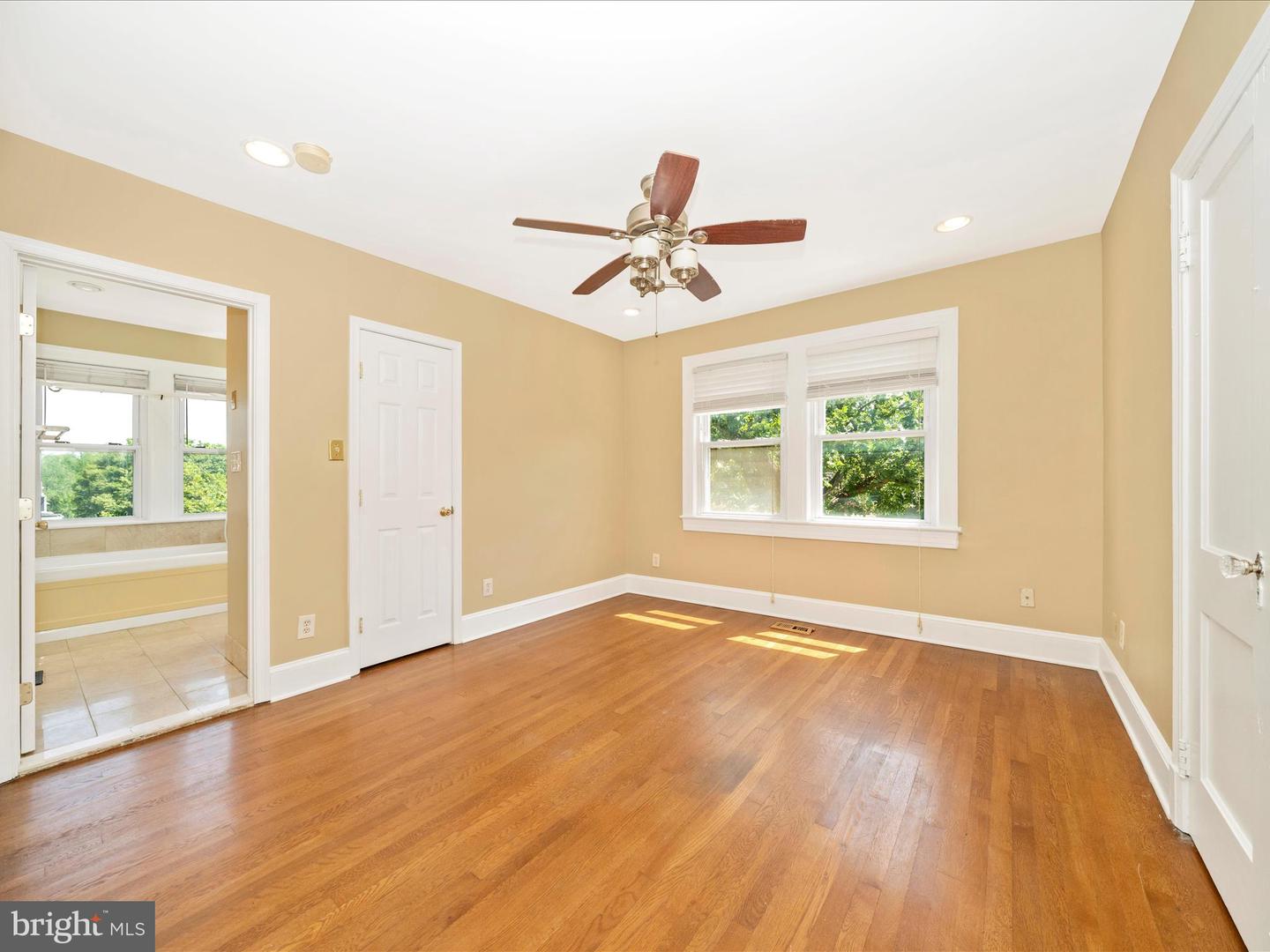 1634 C ST NE, WASHINGTON, District Of Columbia 20002, 4 Bedrooms Bedrooms, ,3 BathroomsBathrooms,Residential,For sale,1634 C ST NE,DCDC2207708 MLS # DCDC2207708