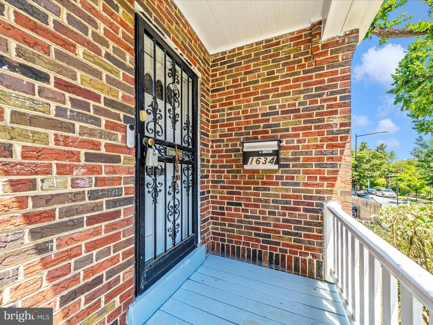 1634 C ST NE, WASHINGTON, District Of Columbia 20002, 4 Bedrooms Bedrooms, ,3 BathroomsBathrooms,Residential,For sale,1634 C ST NE,DCDC2207708 MLS # DCDC2207708