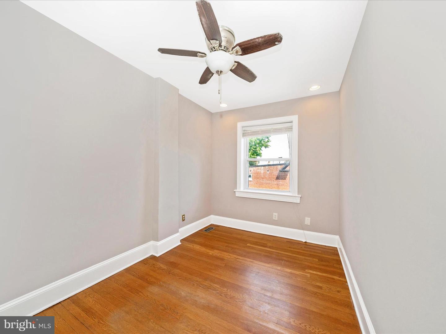 1634 C ST NE, WASHINGTON, District Of Columbia 20002, 4 Bedrooms Bedrooms, ,3 BathroomsBathrooms,Residential,For sale,1634 C ST NE,DCDC2207708 MLS # DCDC2207708