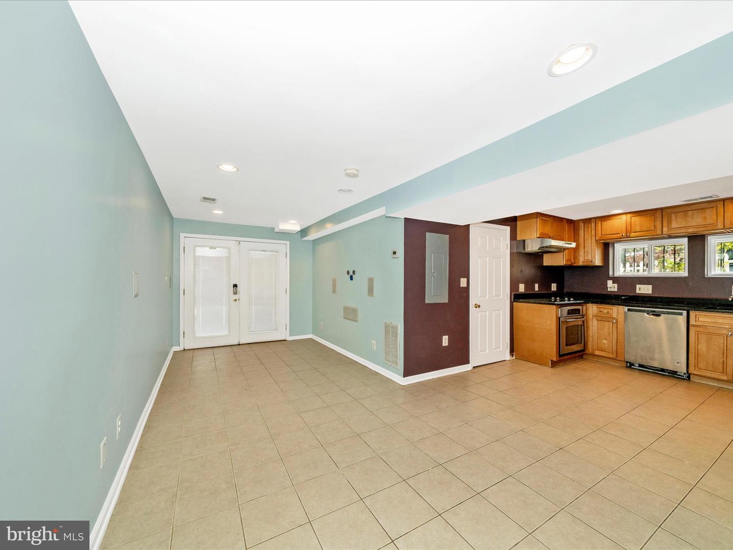 1634 C ST NE, WASHINGTON, District Of Columbia 20002, 4 Bedrooms Bedrooms, ,3 BathroomsBathrooms,Residential,For sale,1634 C ST NE,DCDC2207708 MLS # DCDC2207708