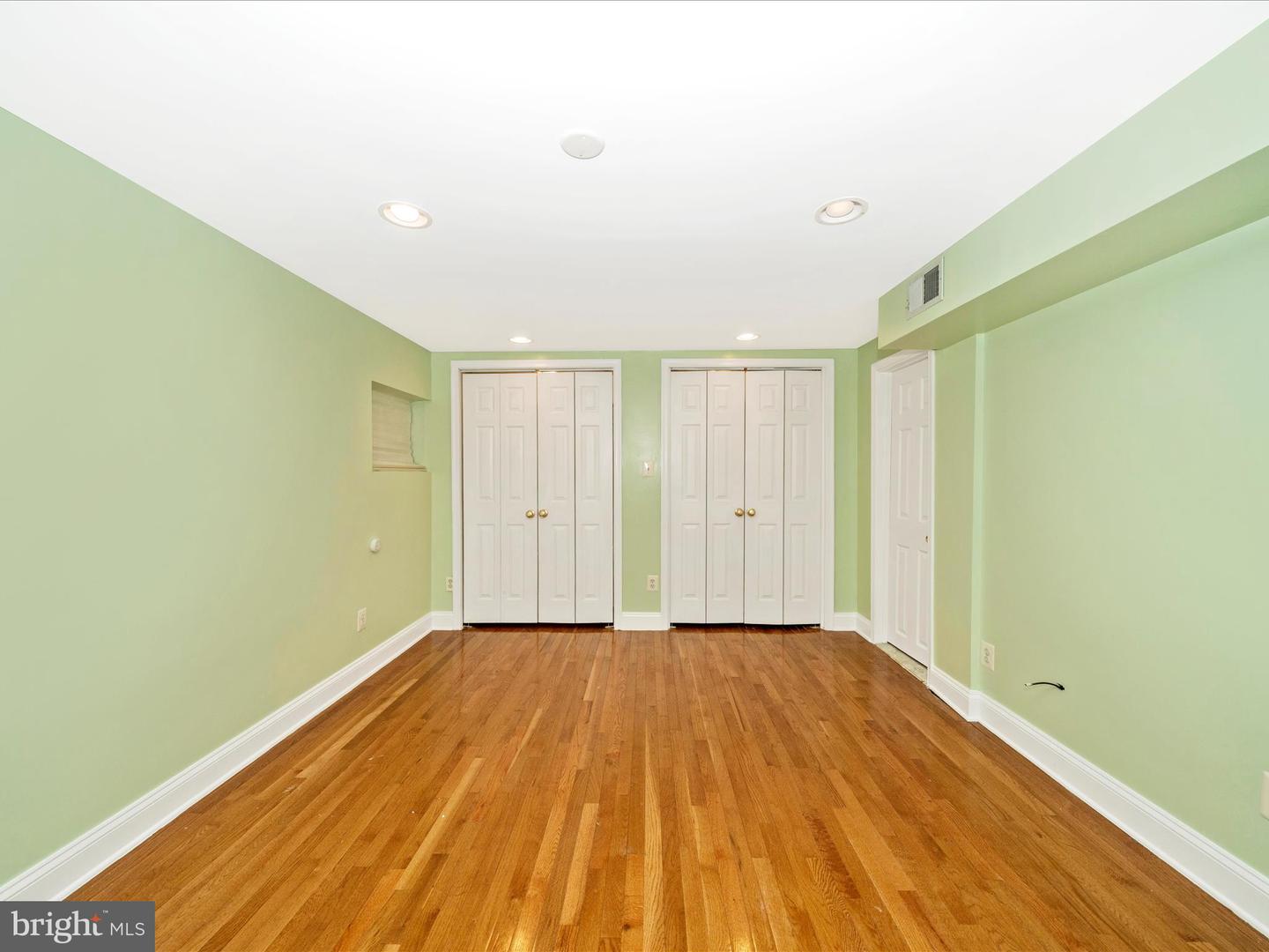 1634 C ST NE, WASHINGTON, District Of Columbia 20002, 4 Bedrooms Bedrooms, ,3 BathroomsBathrooms,Residential,For sale,1634 C ST NE,DCDC2207708 MLS # DCDC2207708