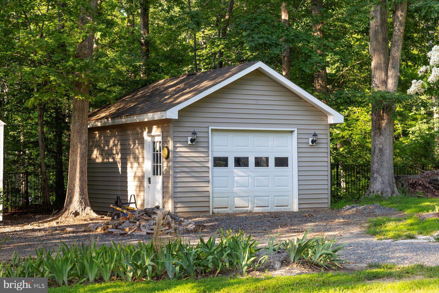 2724 LITTLE GUNSTOCK RD, BUMPASS, Virginia 23024, 6 Bedrooms Bedrooms, 21 Rooms Rooms,3 BathroomsBathrooms,Residential,For sale,2724 LITTLE GUNSTOCK RD,VASP2034210 MLS # VASP2034210