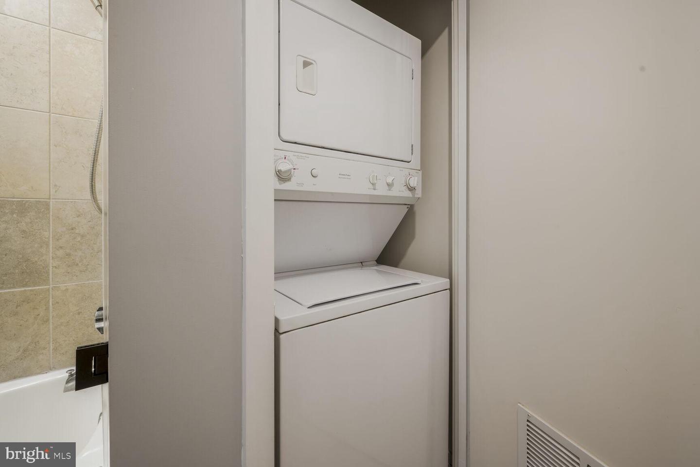 2020 12TH ST NW #603, WASHINGTON, District Of Columbia 20009, 1 Bedroom Bedrooms, ,1 BathroomBathrooms,Residential,For sale,2020 12TH ST NW #603,DCDC2207728 MLS # DCDC2207728