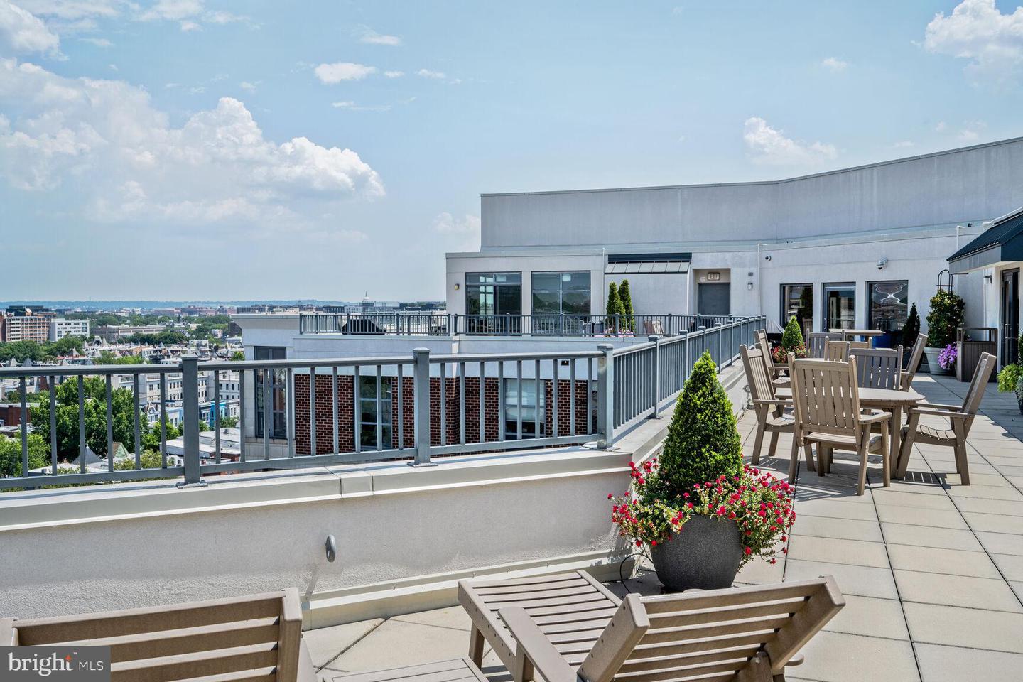 2020 12TH ST NW #603, WASHINGTON, District Of Columbia 20009, 1 Bedroom Bedrooms, ,1 BathroomBathrooms,Residential,For sale,2020 12TH ST NW #603,DCDC2207728 MLS # DCDC2207728