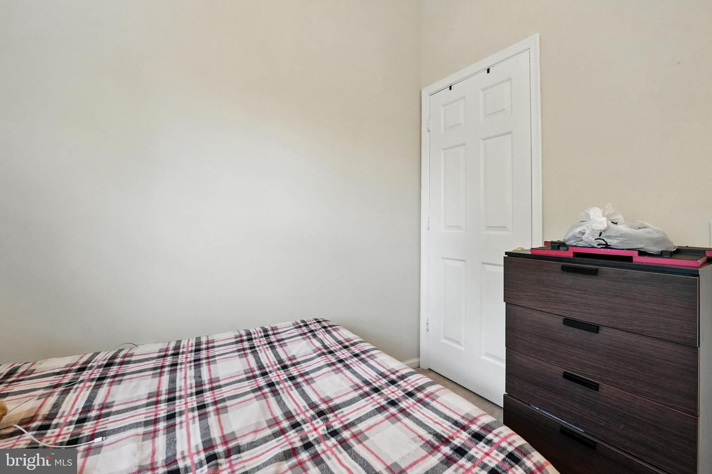 6529 OLD CARRIAGE DR, ALEXANDRIA, Virginia 22315, 3 Bedrooms Bedrooms, ,1 BathroomBathrooms,Residential,For sale,6529 OLD CARRIAGE DR,VAFX2250698 MLS # VAFX2250698