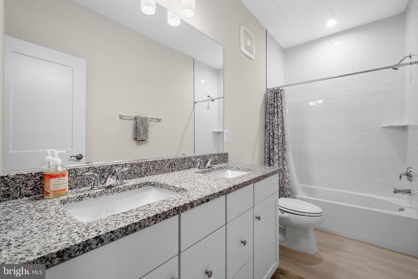 13517 SAYWARD BLVD #80, HERNDON, Virginia 20171, 3 Bedrooms Bedrooms, ,2 BathroomsBathrooms,Residential,For sale,13517 SAYWARD BLVD #80,VAFX2251062 MLS # VAFX2251062