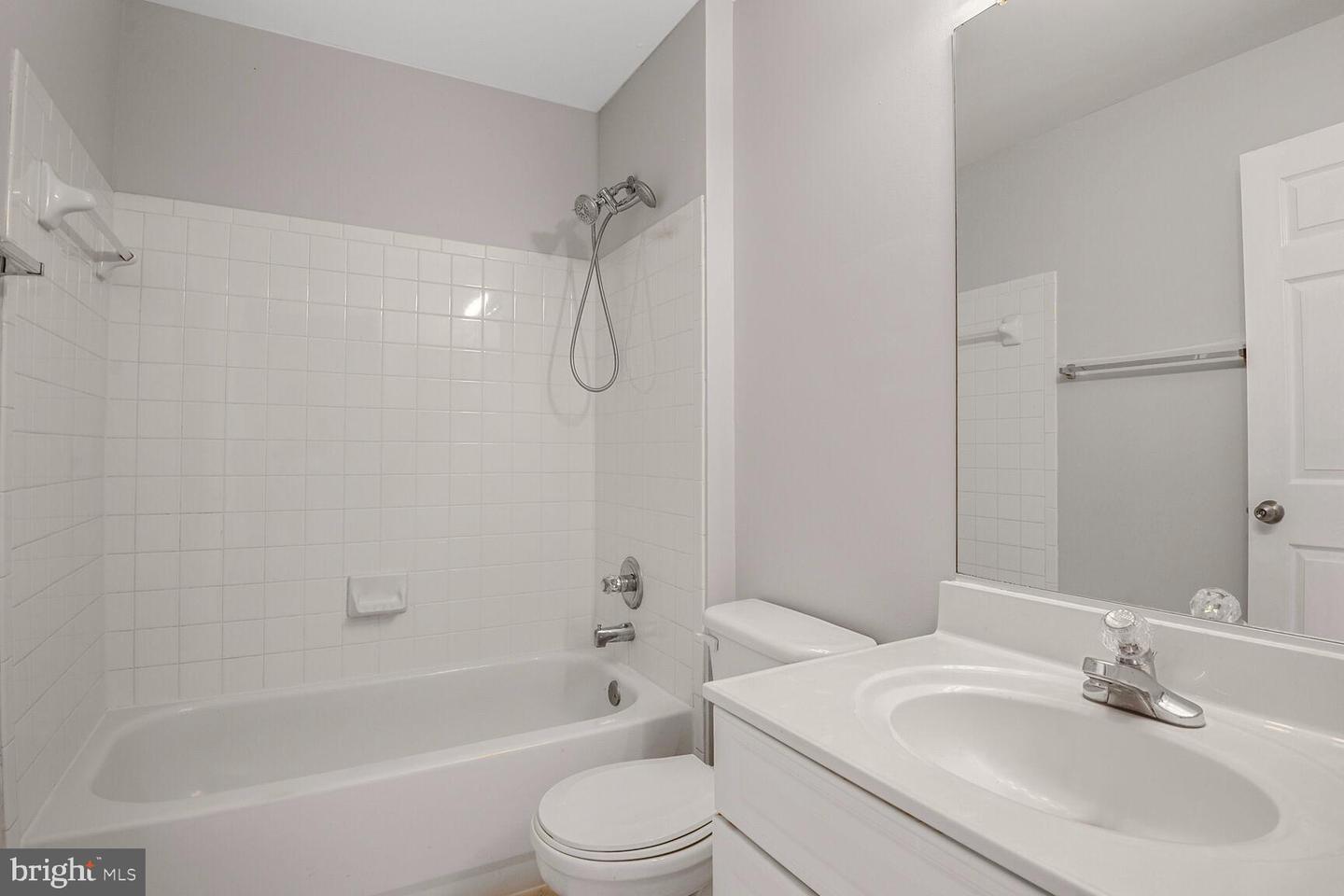 13390 SPOFFORD RD #302, HERNDON, Virginia 20171, 2 Bedrooms Bedrooms, ,2 BathroomsBathrooms,Residential,For sale,13390 SPOFFORD RD #302,VAFX2251824 MLS # VAFX2251824