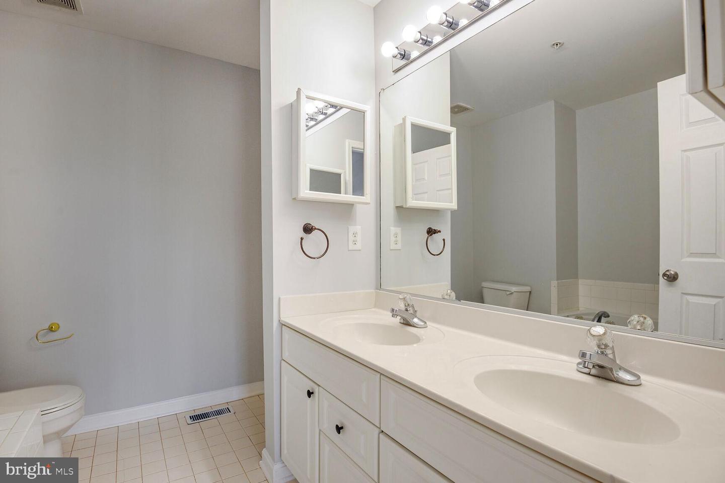 13390 SPOFFORD RD #302, HERNDON, Virginia 20171, 2 Bedrooms Bedrooms, ,2 BathroomsBathrooms,Residential,For sale,13390 SPOFFORD RD #302,VAFX2251824 MLS # VAFX2251824