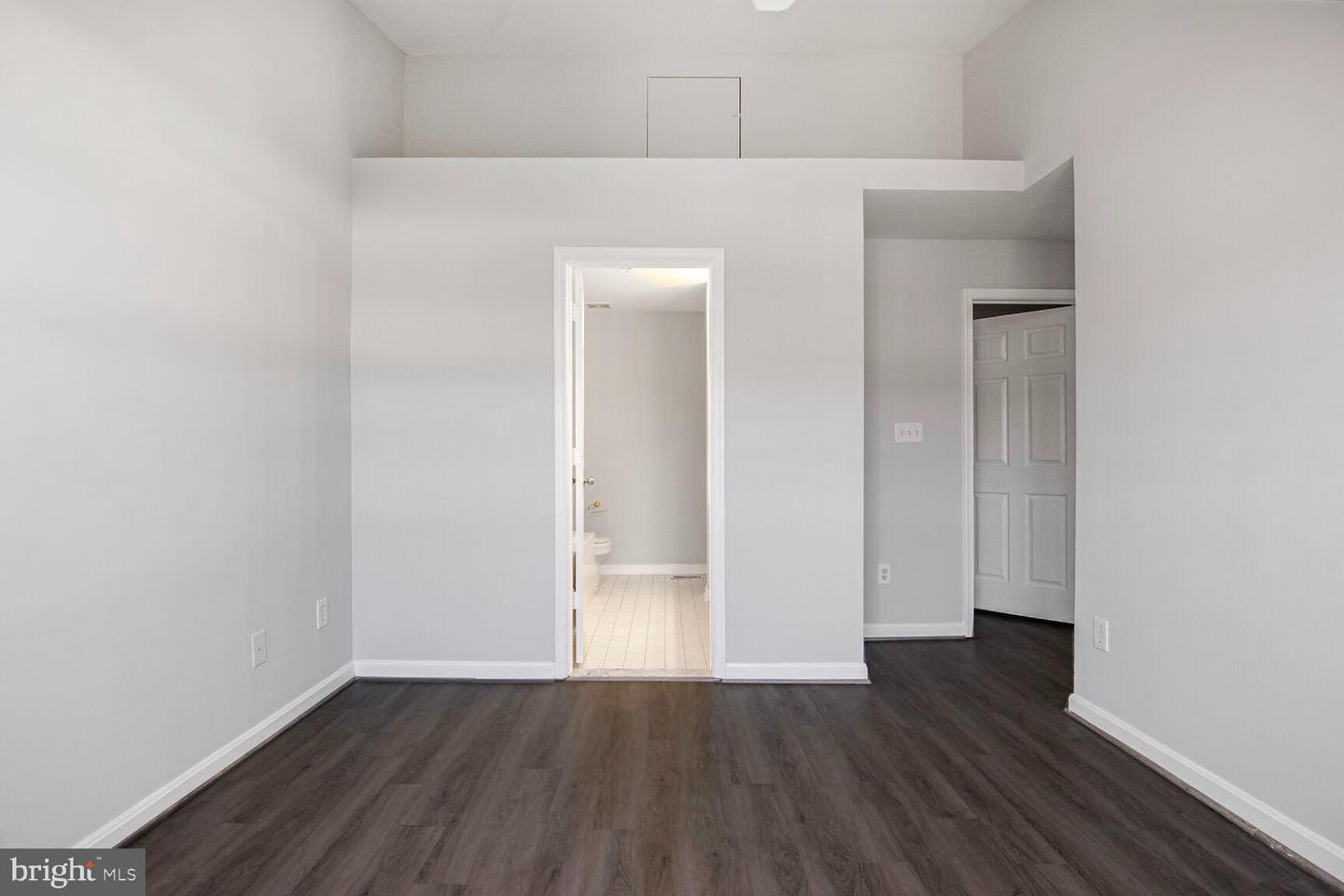 13390 SPOFFORD RD #302, HERNDON, Virginia 20171, 2 Bedrooms Bedrooms, ,2 BathroomsBathrooms,Residential,For sale,13390 SPOFFORD RD #302,VAFX2251824 MLS # VAFX2251824