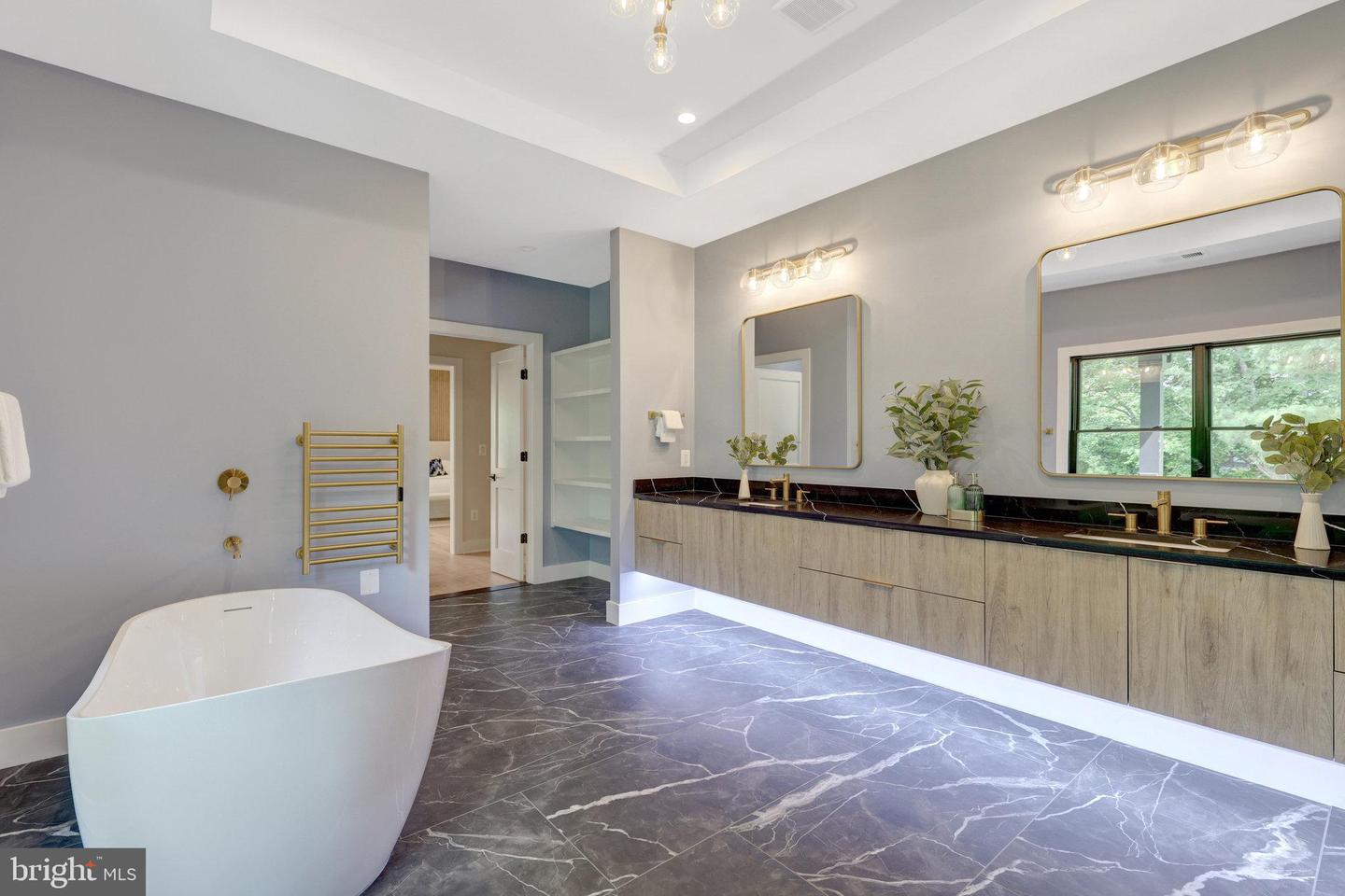 6514 BYRNES DR, MCLEAN, Virginia 22101, 6 Bedrooms Bedrooms, ,6 BathroomsBathrooms,Residential,For sale,6514 BYRNES DR,VAFX2252218 MLS # VAFX2252218