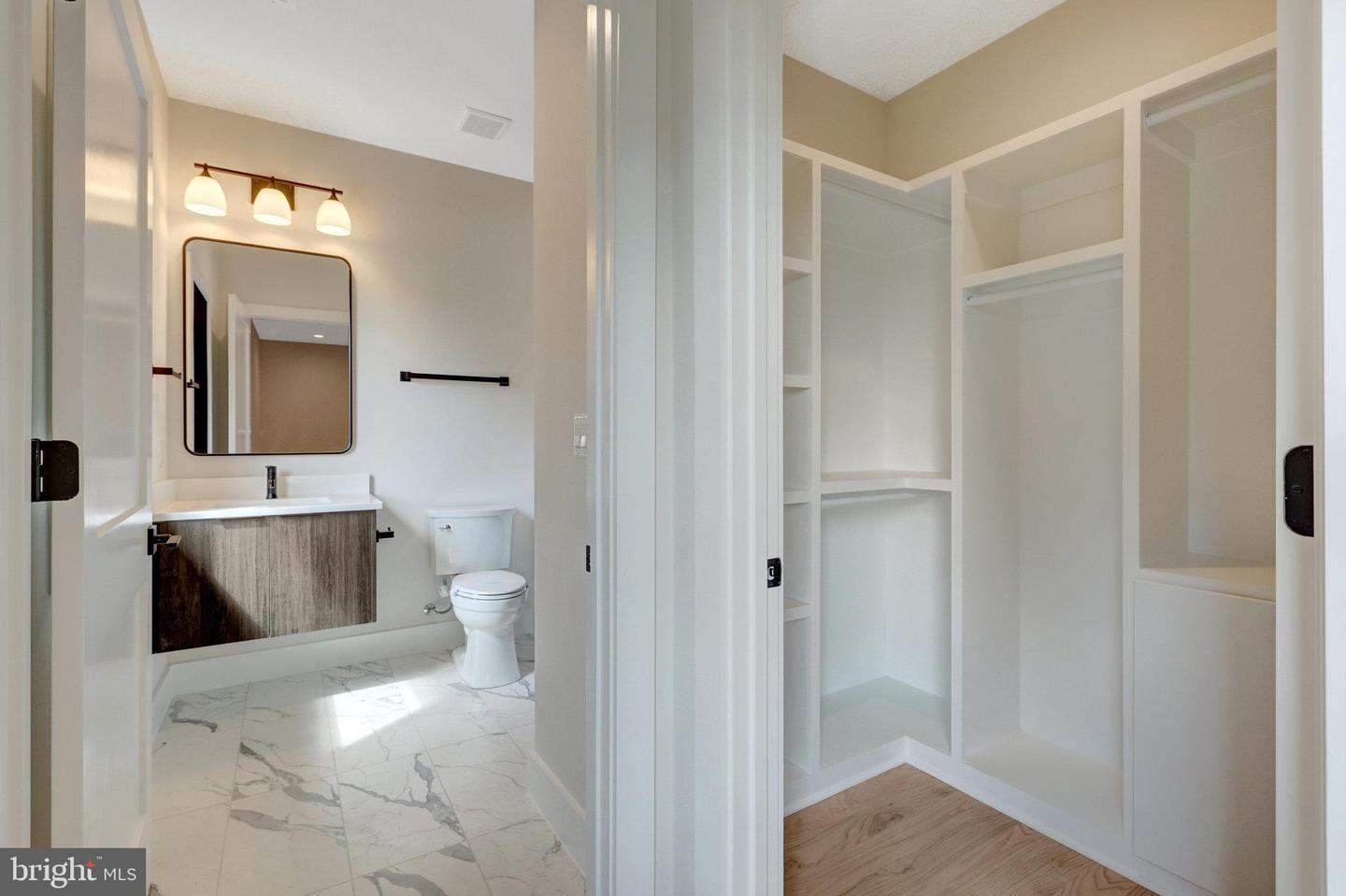 6514 BYRNES DR, MCLEAN, Virginia 22101, 6 Bedrooms Bedrooms, ,6 BathroomsBathrooms,Residential,For sale,6514 BYRNES DR,VAFX2252218 MLS # VAFX2252218