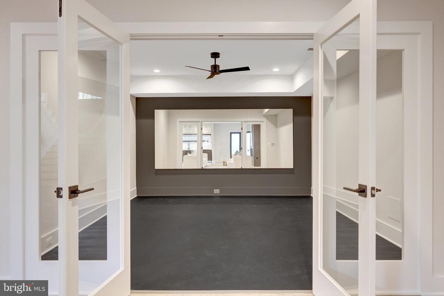 6514 BYRNES DR, MCLEAN, Virginia 22101, 6 Bedrooms Bedrooms, ,6 BathroomsBathrooms,Residential,For sale,6514 BYRNES DR,VAFX2252218 MLS # VAFX2252218