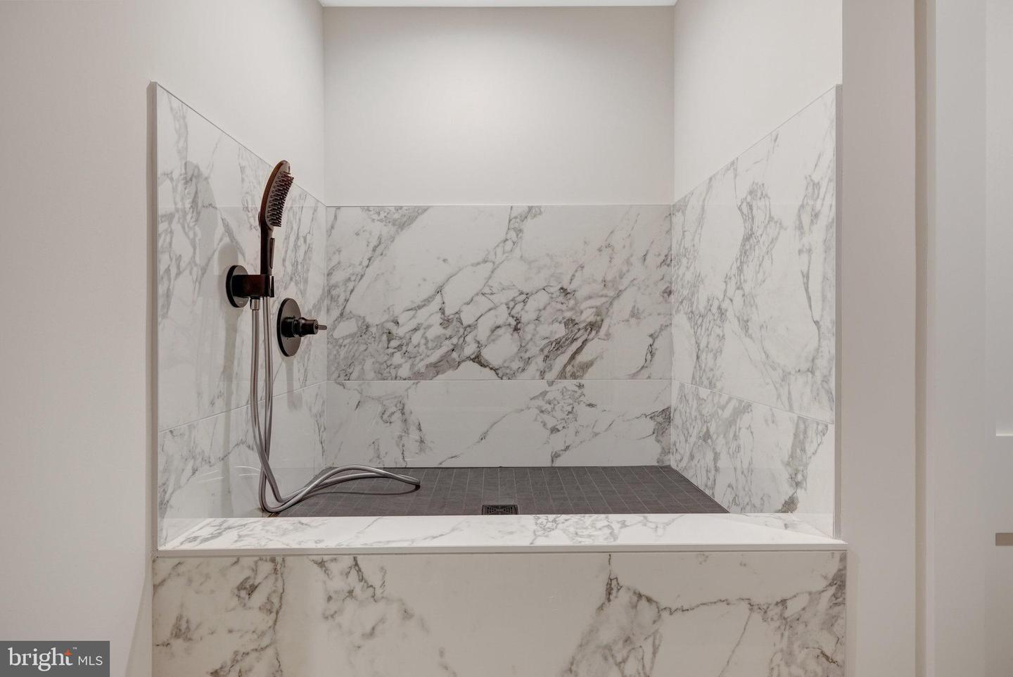 6514 BYRNES DR, MCLEAN, Virginia 22101, 6 Bedrooms Bedrooms, ,6 BathroomsBathrooms,Residential,For sale,6514 BYRNES DR,VAFX2252218 MLS # VAFX2252218 6514 BYRNES DR, MCLEAN, Virginia 22101, 6 Bedrooms Bedrooms, ,6 BathroomsBathrooms,Residential,For sale,6514 BYRNES DR,VAFX2252218 MLS # VAFX2252218