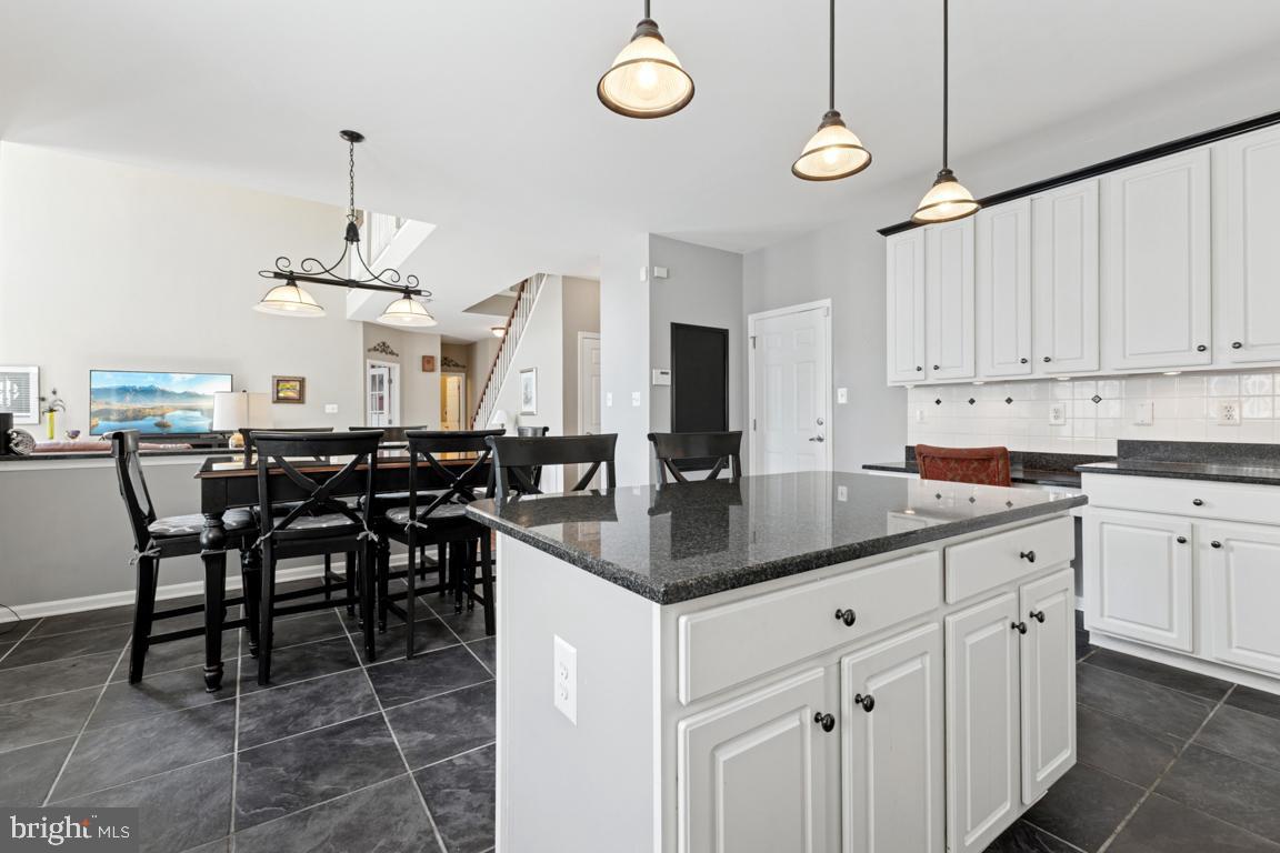 8899 TENBURY CT, BRISTOW, Virginia 20136, 4 Bedrooms Bedrooms, ,3 BathroomsBathrooms,Residential,For sale,8899 TENBURY CT,VAPW2098108 MLS # VAPW2098108